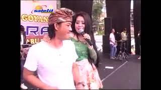 Cinta Terbaik  Ria Anggraeni - Sera Live Tawangmangu 1 Januari 2014#