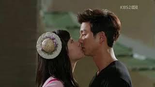 Gong Yoo Best Kiss Scene  LovelyzKiss