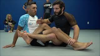 Basic leglock concepts and troubleshooting the Kani Basami - Sierra MMA leglock seminar part 1