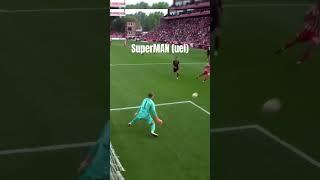 Manuel Neuer is still a 1v1 KING 1️⃣ #Neuer #Bayern #Germany #goalkeeper #portieri