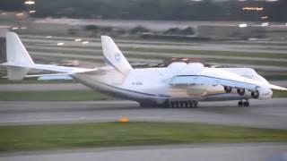 Ан-225 Мрiя улетает в закат \ Ukrainian Antonov 225 Mriya Takeoff at Minneapolis sunset