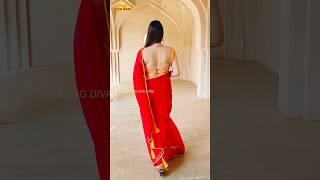 ️Beautiful Women Saree Back Walk VlogSaree Fashion Vlog #saree #shorts #ytshorts #vlog #viral