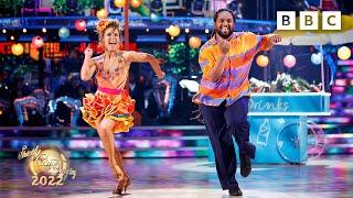 Hamza Yassin & Jowita Przystał Salsa to Ecuador by Sash feat. Rodriquez  BBC Strictly 2022