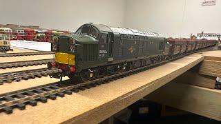 Accurascale Class 370 In BR Green D6702