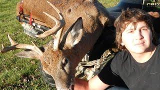 Whitetail Deer Hunting New York  8 Point Buck with a Shotgun