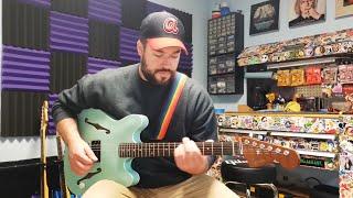 FENDER TOM DELONGE STARCASTER REVIEW