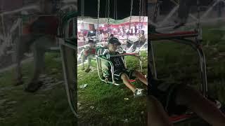 Bermain di pasar malam naik wahana ayunan #viral #trendingshorts #videoshort #shorts #pasarmalam