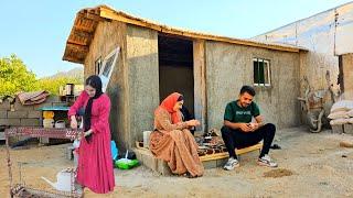 A soldier in love and a nomadic mother help to build a house