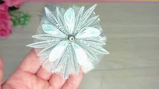 DIY  Серебристые ИСКРЫ Мастерим  новогодние бантики с Блеском  New Years bows