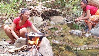 Catch a big snake in the river and cooking tasty  - Snake soup delicious for dinner