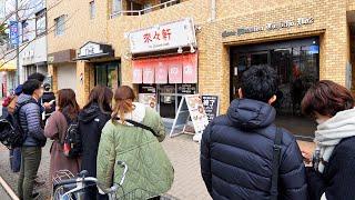 Opens at 1030 AM Having Ramen with Gyoza Amazing Chinese Ramen Restaurant in Tokyo Downtown