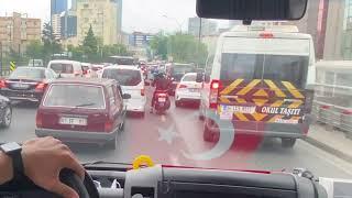 HELAL OLSUN DEDİRTEN MOTORSİKLET SÜRÜCÜ BİZE YOL AÇMAK İÇİN SEFERBER OLDU KARDEŞİMİZ .