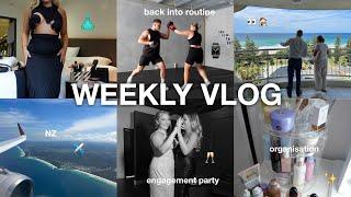 WEEKLY VLOG  Getting Back Into Routine  Rileys Engagement Party Apartment Looking  Jaz Hand