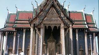 Visiting Wat Pho  Bangkok Travel