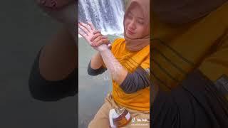 Video Viral 18+ Mom Biti Hijab Baiti Masher Mandi Di Air Terjun Bocil Jangan Nonton