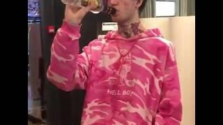 lil peep пробует русскую водку