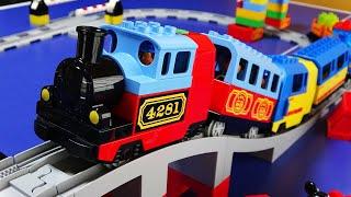 Lego Duplo train  I played with many toy locomotives