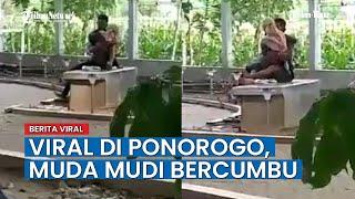 Viral Video Muda Mudi dengan Cueknya Bercumbu di Taman Depan Kantor Dinas Walaupun Ada Pengunjung