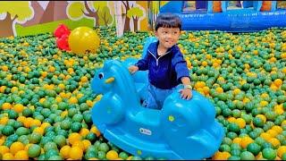 MANDI BOLA DAN BERMAIN PEROSOTAN - PLAYGROUND ANAK DI LAMPUNG CITY MALL LAMPUNG