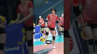 Thanh Thúy khiến NHM thon thót lo lắng vì chấn thương #bongchuyen #bongchuyenvietnam #volleyball