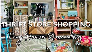 Tiny House Decorating   thrift store bargains  free dumpster decor