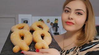 THE FAMOUS ITALIAN DONUTS ORIGINAL RECIPE SO SOFT YUMMY  AND FABULOUS NEAPOLITAN GRAFFE RECIPE