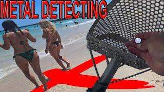 Dime Finds All Over The Beach Metal Detecting