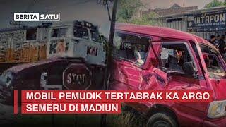 Mobil Pemudik Tertabrak KA Argo Semeru di Perlintasan Tanpa Palang Madiun