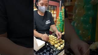 Tikman ang Japanese streetfood snack na Takoyaki #shortvideo #shortsvideo#shortviral #shorts