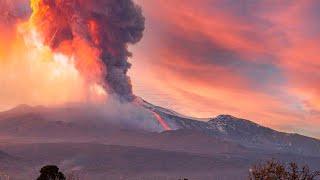 Европа содрогается от извержения супервулкана Кампи Флергей. Неаполь готовится к большой эвакуации