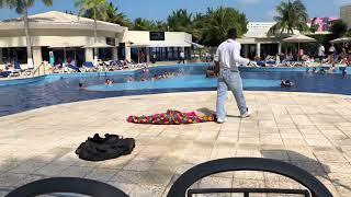 Most Flexible WomanDoll Comes To Life In Cancun Impressive