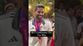 #Sky cutely dances with fans to celebrate the win #sky #suryakumaryadav #t20worldcup2024