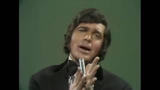 Engelbert Humperdinck - Lonely Table Just For One