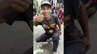 VIRAL DETIK-DETIK DAGANGAN CAK ADI TERBALIK KENA DADAK MERAK #shorts #viral #vídeoviral #jarann