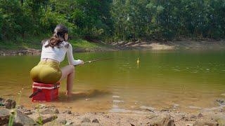 Girl Fishing  Big Fishing Surprise  Best Fishing Videos