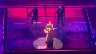 Whose Bed Have Your Boots Been Under? - Shania Twain @ First Direct Arena Leeds