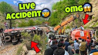 Live Truck Accident  Road Block Hogya    Preparation for Ladakh Ride..?
