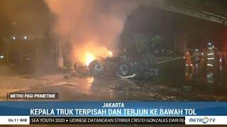 Detik-detik Truk BBM Tabrak Minibus dan Terbakar di Jakarta