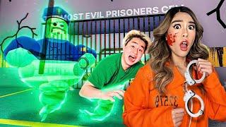 WE ESCAPED GHOST BARRYS PRISON RUN IN ROBLOX OBBY