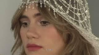 Suki Waterhouse - Legendary Official Lyric Video