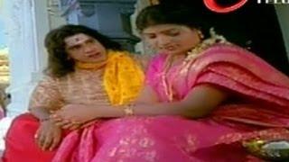 Comedy Scene Between AVS & His Hot Wife In Temple - NavvulaTV