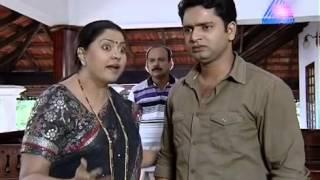 Serial aunty belly show in transparent saree . { Viewer Ratings   }