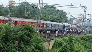 सोमनाथ एक्सप्रेस पटरी से उतरी ‌ Jabalpur mp train accident #derail #expresstrain #jabalpur #wcr