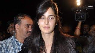 Katrina Kaif SPOTTED without MAKEUP Must watch