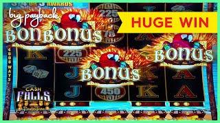 RARE BONUS Cash Falls Pirates Trove Slot - HUGE WIN LOVED IT