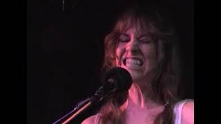 Wonderful Smith Make Her Cry Live - Full Quality.