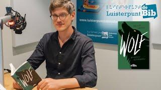 Kristof Smeyers leest Wolf wildernisgeschiedenis in voor Luisterpuntbib