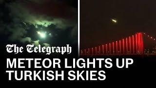 Meteor lights up the sky across Turkey