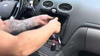 Ford Focus MK2 original radio removal  installation navi radio 2 din