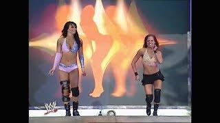 04-11-05  Christy Hemme & Victoria vs Molly Holly & Trish Stratus  WWE Raw